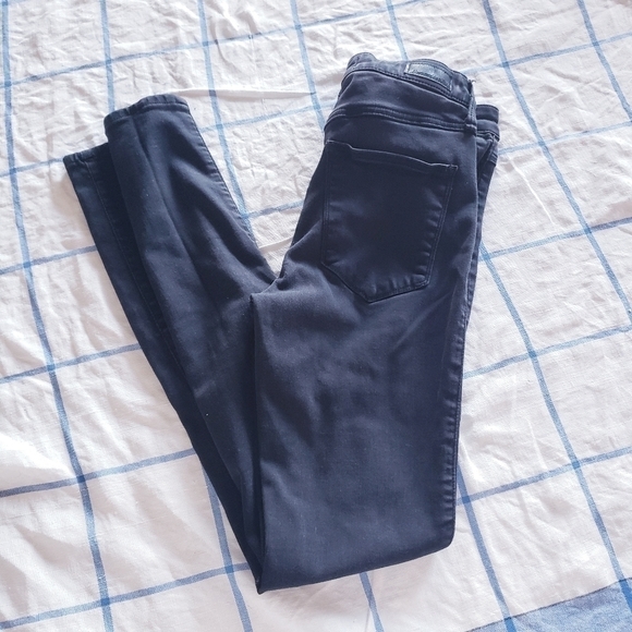 🪴BOGO FREE🪴 Abercrombie High Rise Skinny Sateen Pant Size 0/25 - Picture 2 of 4
